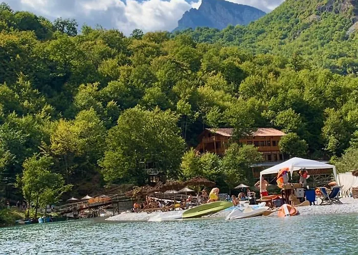 Penzion Bee Eco Moll' e Shoshit