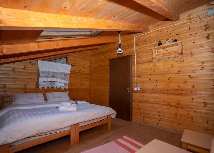 Penzion Bee Eco Moll' e Shoshit